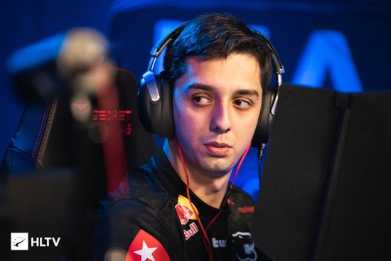 LCK五人组盛装亮相2025英雄联盟全球总决赛